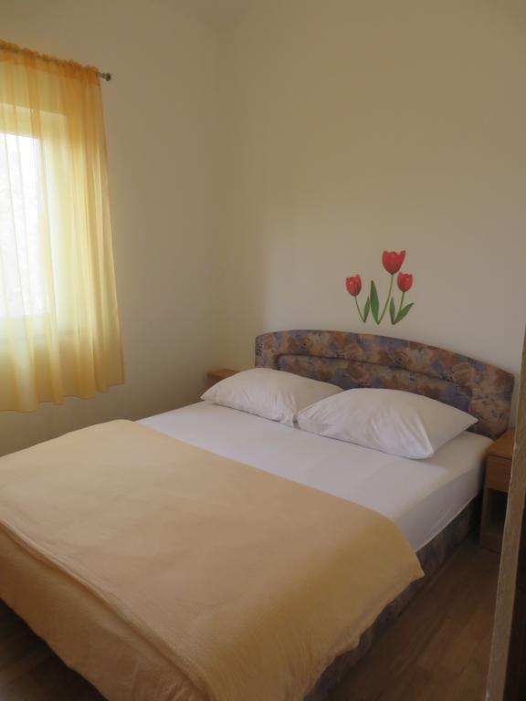 Apartments Gloria Biograd Na Moru Camera foto