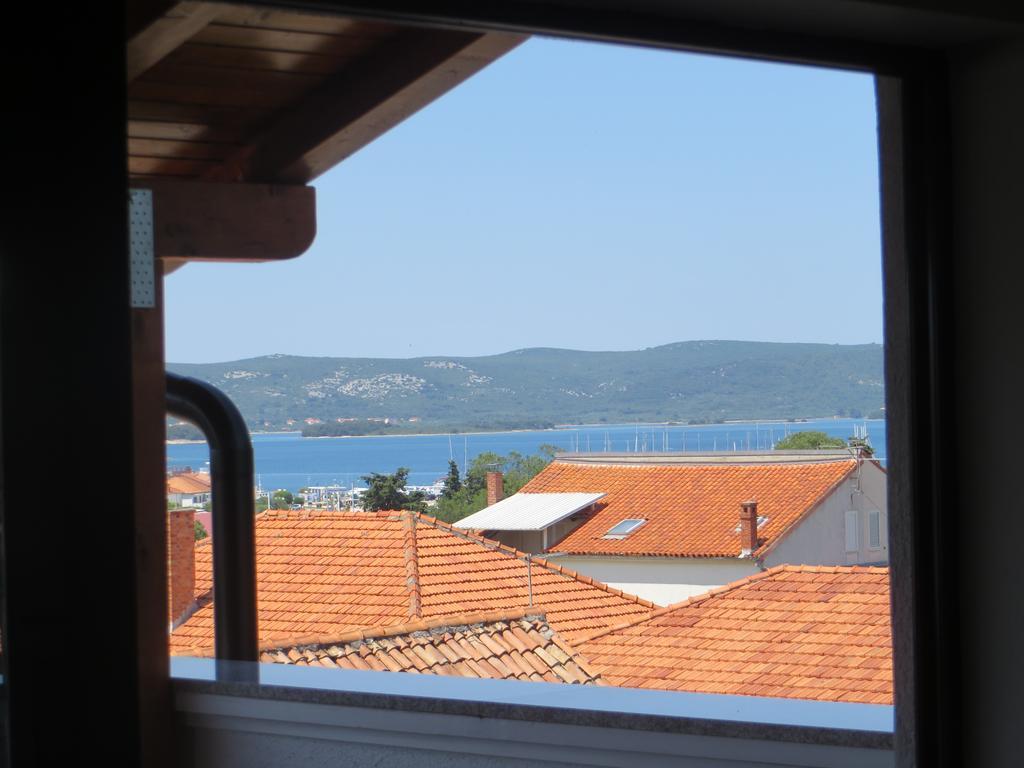 Apartments Gloria Biograd Na Moru Esterno foto